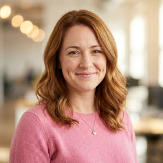Emily Watson, directora del área de Atención al Cliente en Sereno Rentazgo